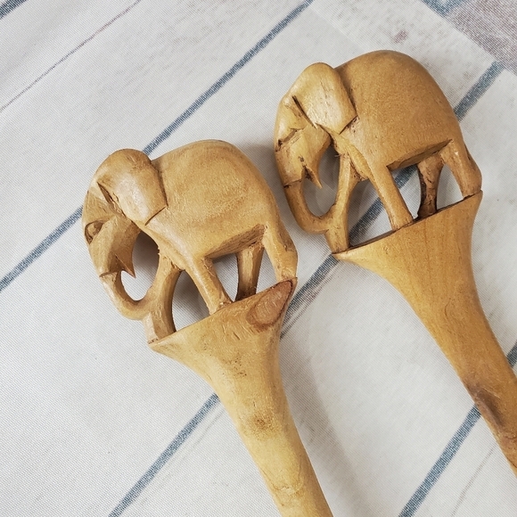 Vintage Hand Carved Wooden Kenya Fork and  Spoon Elephants - Picture 5 of 9